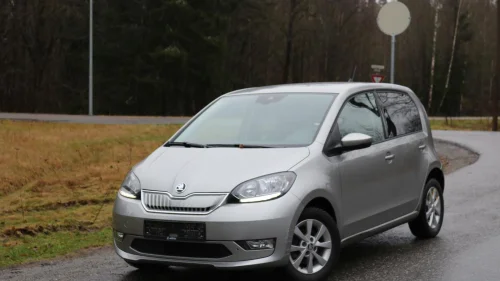 SKODA CITIGO STYLE 260KM DAB MULTIRATT PDC CRUISE GARANTI ++
