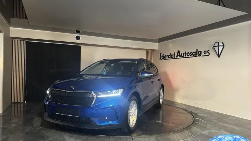 SKODA ENYAQ 60 Clim,Delskinn,Navi, Pano, Kamera,tilnærmet nybil,v-dekk