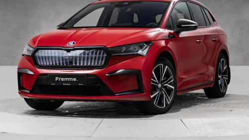 SKODA ENYAQ 80 iv 80  sportline Hengerfeste, glasstak+++