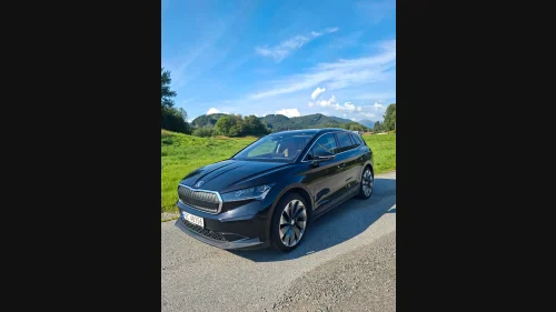 SKODA ENYAQ 80 iV80 MATRIX/ LEKKERT INTER/ S+V HJUL/Pano/HENGERFEST