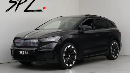 SKODA ENYAQ 80 IV80 SPORTLINE ACC V PUMPE PANORAMA MATRIX 21" KAMERA