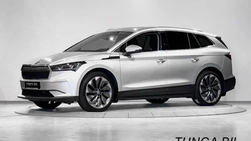 SKODA ENYAQ 80 iV80, HuD, Skinn, 21", H.feste | kr 3.690 pr mnd!