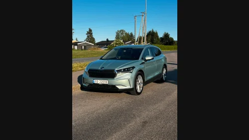 SKODA ENYAQ 80 iV80 med fabrikksgaranti til sept. 26 Lav Km