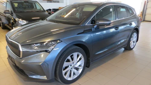 SKODA ENYAQ 80 iV80 krok/skinn