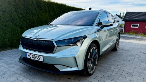 SKODA ENYAQ 80 iV80/El-hengerfeste/360kamera/HUD/ACC/Skinn/LED Matrix