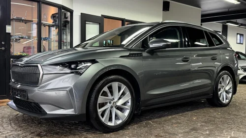 SKODA ENYAQ 80X IV80X Panorama,Skinn,Memory,H feste,Matrix++