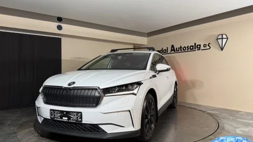 SKODA ENYAQ 80X iV80X "Topputstyrt"Suite/Skinn/Pano/360g.K/Clima/Famili
