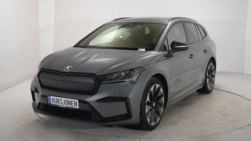 SKODA ENYAQ 80X iV80X 4X4 HENGERFESTE ACC MATRIX KAMERA PARKASSIST