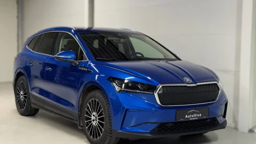SKODA ENYAQ 80X iV80X Matrix Skinn H.feste 360* Rattvarm 484wltp 313hk