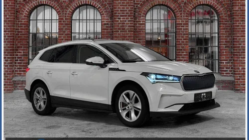 SKODA ENYAQ 80X 80X 4WD - Panoramatak - Helskinn - Krok - Matrix LED -