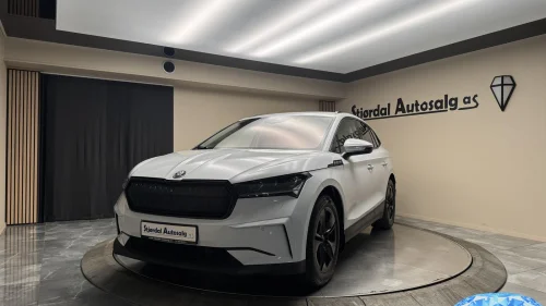 SKODA ENYAQ 80X iV80X 4x4/Skinn/R.kamera/El-sete m minne/KROK