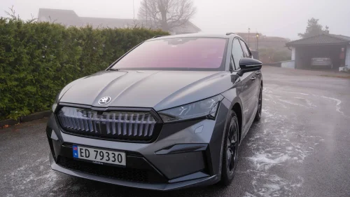 SKODA ENYAQ 80X iV80X*Sportline*4x4*ACC*21"*NYE sommerdekk fra Pirelli