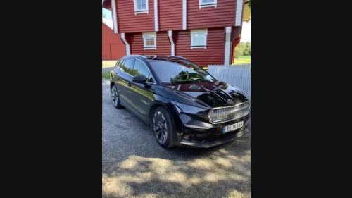 SKODA ENYAQ 80X iV80X Crystal Face
