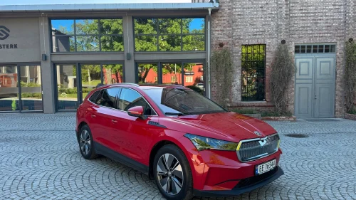 SKODA ENYAQ 80X 80X,H.feste,Soltak,Head Up,El.sete,CrystalFace,Delskinn