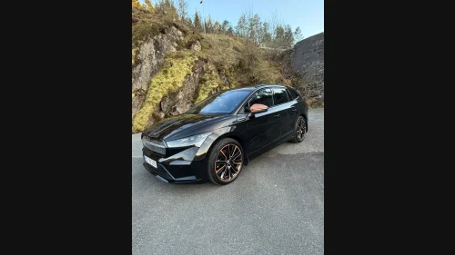 SKODA ENYAQ 80X iV80X Founders edition