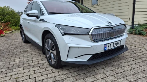 SKODA ENYAQ 80X iV80X -  Full utstyrspakke og serviceavtale