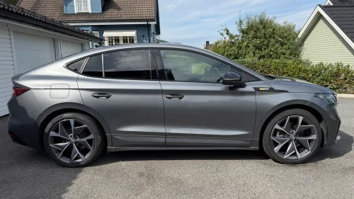 SKODA ENYAQ RS RS,4x4, skinn, head-up, krok, panorama, 21”, garanti