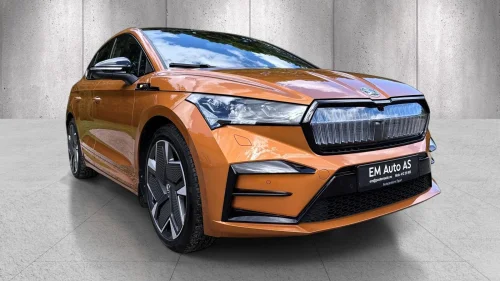 SKODA ENYAQ RS IV RS COUPE 4WD/SPORT/Navi//MATRIX/ACC/Pano/Kam/H-F/21"