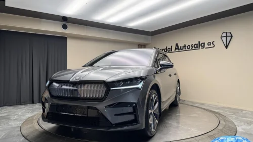 SKODA ENYAQ RS 85X RS/HUD/Canton/Panorama/Skinn/Vinterpakke/Krok/Norsk