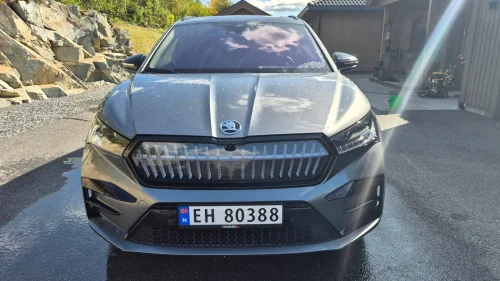 SKODA ENYAQ RS 85x