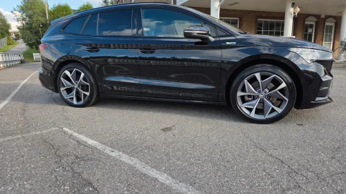 SKODA ENYAQ RS