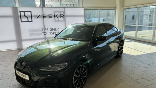 BMW i4 M50 BMW i4 M50 Supercharged – 2024-modell | San Remo Grønn