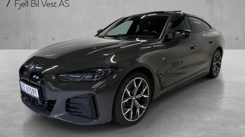 BMW i4 M50 M50 Fully Charged Krok Laserlys Skinn HUD H/K ACC BSI