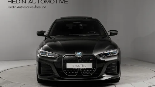 BMW i4 M50 M50 SuperCharged med skinndash + varme bak + styling