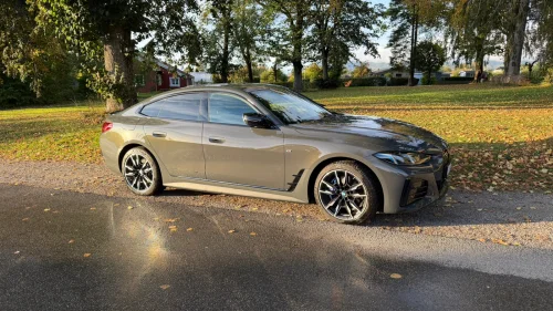 BMW i4 M50 xDrive M50 Fully Charged, Harman K., Hengerfeste og serviceavt