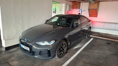 BMW i4 eDrive40 Charged