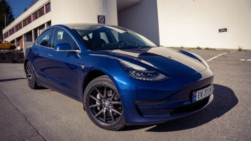 TESLA Model 3 Long Range RWD