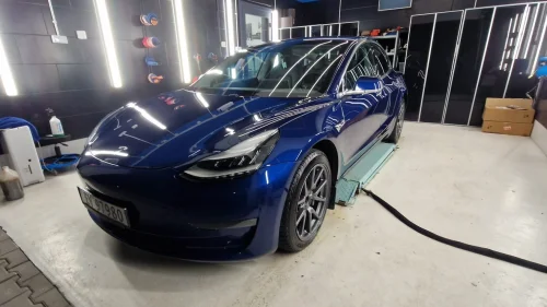 TESLA Model 3 Standard Range Plus RWD