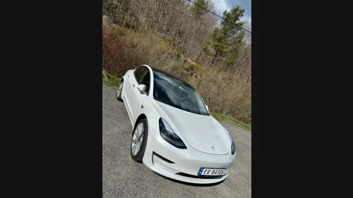 TESLA Model 3 Standard Range Plus RWD