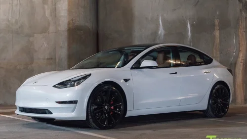 TESLA Model 3 Standard Range Plus RWD