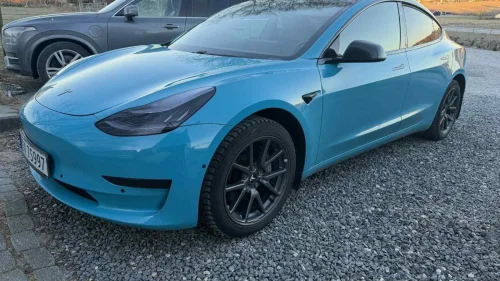TESLA Model 3 RWD Long Range autopilot panorama soltak ryggekamera