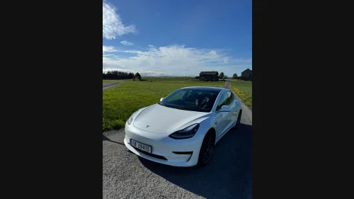 TESLA Model 3 Standard Range Plus RWD