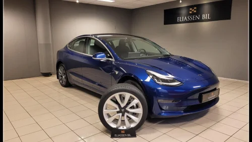TESLA Model 3 Long Range Premium/ 1 Eier / Lav Km / 560Km (WLTP)