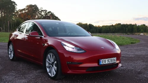 TESLA Model 3 Standard Range Plus RWD