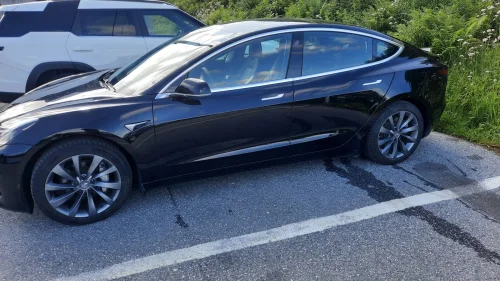 TESLA Model 3 Standard Range Plus RWD