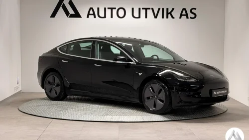 TESLA Model 3 SR+/RWD/EN EIER/PANORAMA/ALU FELG/EU 09/27