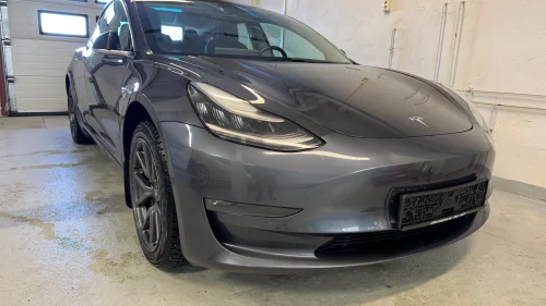 TESLA Model 3 Standard Range Plus RWD