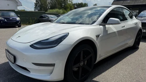 TESLA Model 3 Standard Range Plus | Skinn | AP | H.Fest | Spoiler |