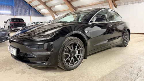 TESLA Model 3 LONG RANGE/PREMIUM/SÆRDELES VELHOLDT
