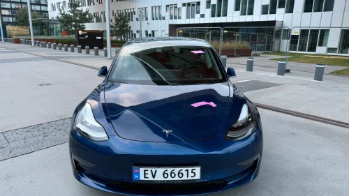 TESLA Model 3 Standard Range RWD