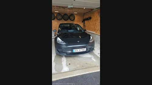 TESLA Model 3 Standard Range Plus RWD