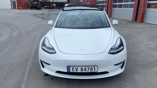 TESLA Model 3 Standard Range Plus RWD