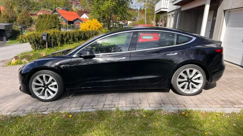 TESLA Model 3 Standard Range Plus RWD