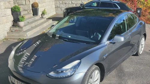 TESLA Model 3 Standard Range Plus RWD
