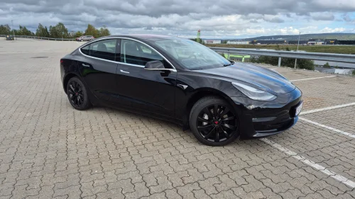 TESLA Model 3 STANDARD RANGE/306HK/409KM/AP/KROK/ACC/NAF TEST+