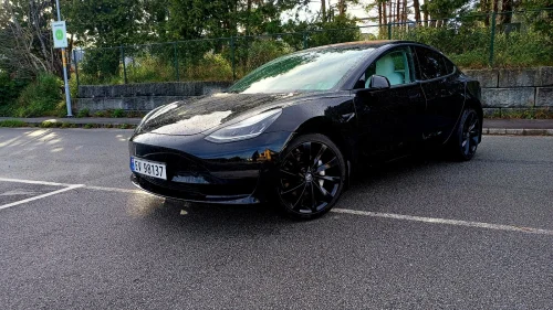 TESLA Model 3 Standard Range Plus RWD